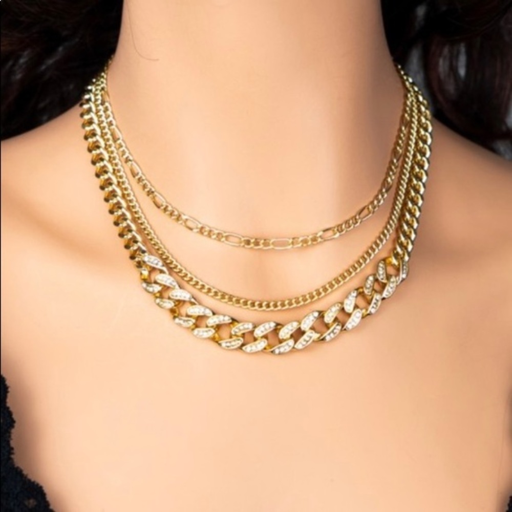 Three layer chunky chain necklace